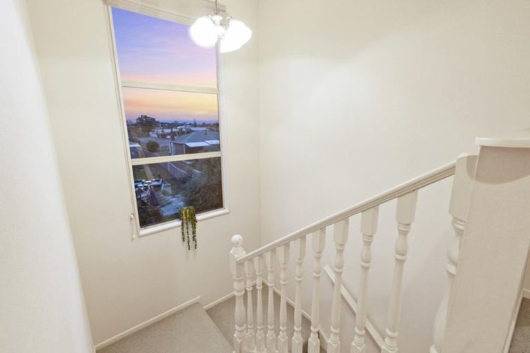 Photo of property in 280b Oceanbeach Road, Mount Maunganui, 3116