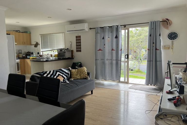 Photo of property in 32 Killybegs Drive, Pinehill, Auckland, 0632