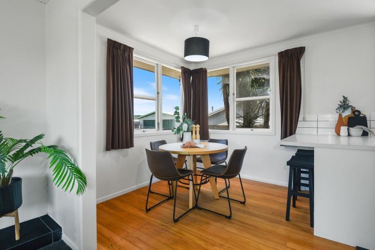 Photo of property in 17 Pegasus Drive, Sunnybrook, Rotorua, 3015