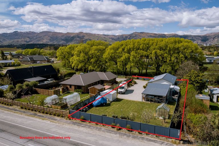 Photo of property in 135 Main Road, Luggate, Cromwell, 9383