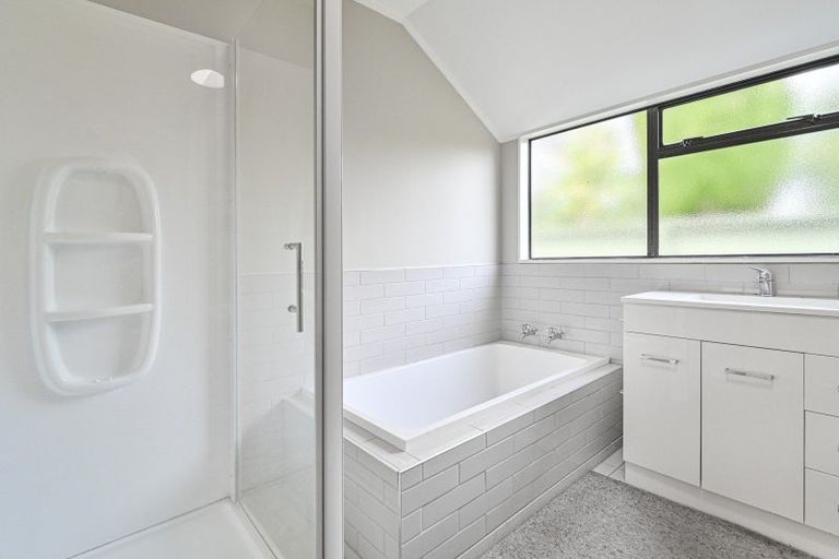 Photo of property in 1264 Louie Street, Parkvale, Hastings, 4122