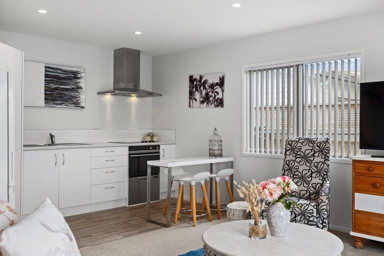 Photo of property in 11 Kamahi Crescent, Papamoa Beach, Papamoa, 3118