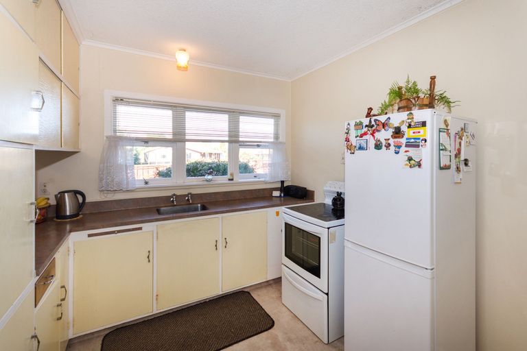 Photo of property in 8 Cardiff Street, Pukekohe, 2120