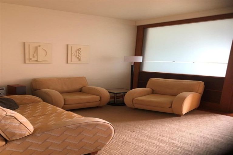 Photo of property in The Heritage Hotel Apartments, 650/35 Hobson Street, Auckland Central, Auckland, 1010