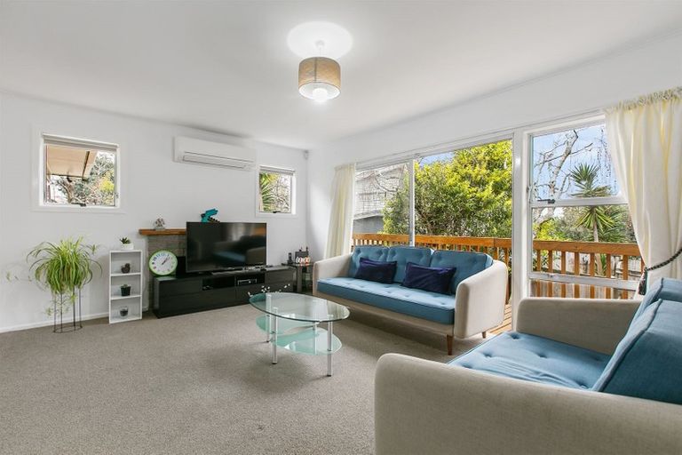 Photo of property in 1/8 Beldon Place, Pakuranga Heights, Auckland, 2010