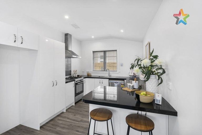 Photo of property in 9 Queen Street, Petone, Lower Hutt, 5012