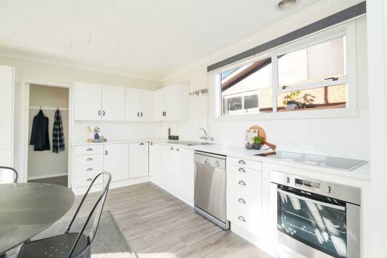 Photo of property in 27 Durham Street, Winton, 9720