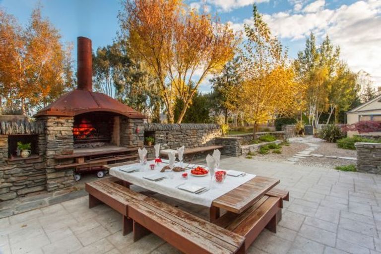 Photo of property in 76 Speargrass Flat Road, Speargrass Flat, Queenstown, 9371