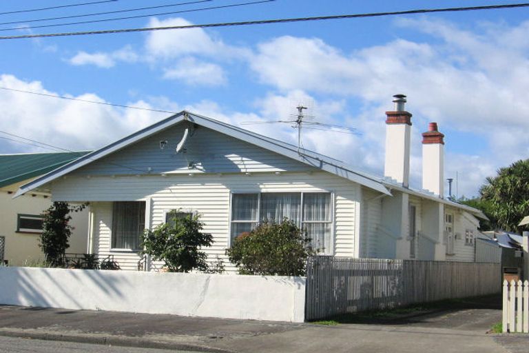 Photo of property in 32 Plunket Avenue, Petone, Lower Hutt, 5012