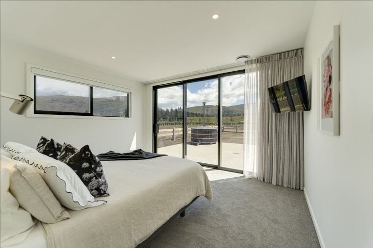 Photo of property in 75 Stone Drive, Cromwell, 9384