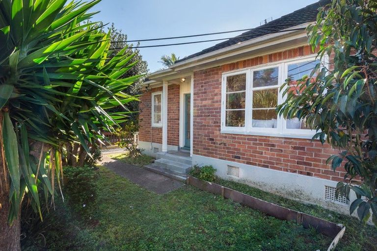 Photo of property in 9e Kerr Street, Devonport, Auckland, 0624
