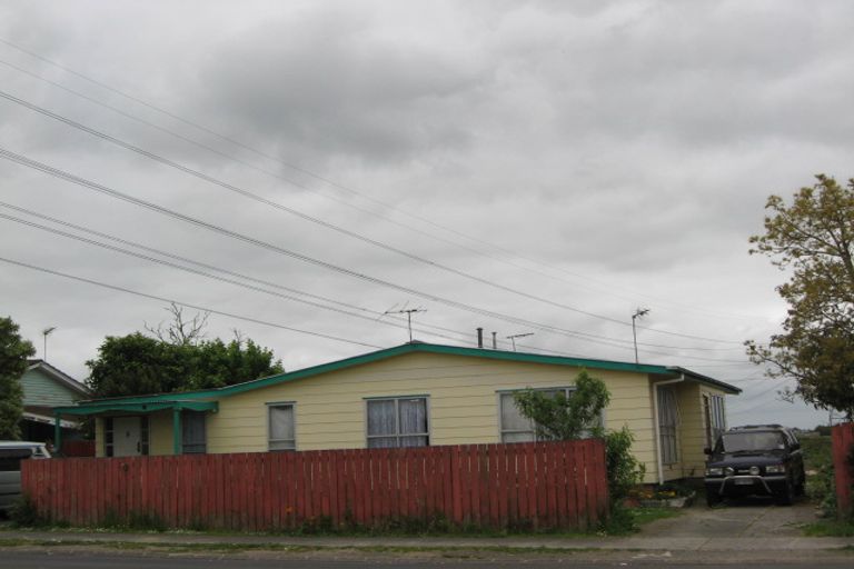 Photo of property in 27 Rountree Place, Conifer Grove, Takanini, 2112