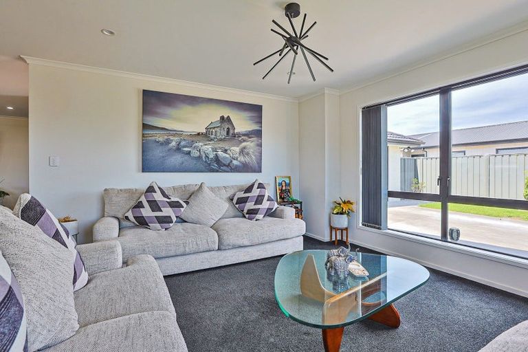 Photo of property in Lyndhurst Road, Frimley, Hastings, 4120