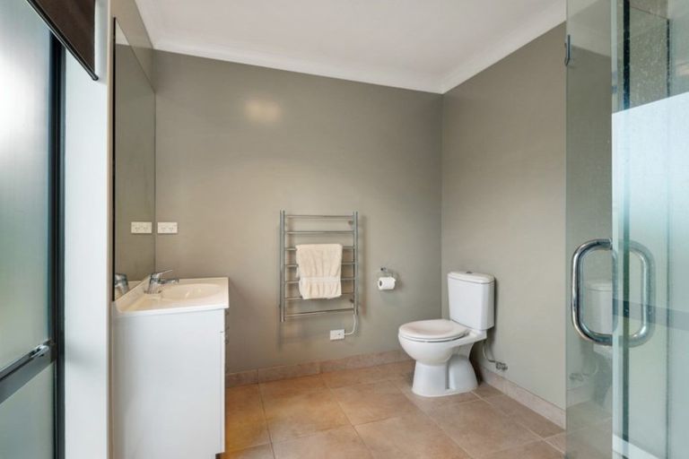 Photo of property in 40 Swamp Road, Loburn, Rangiora, 7472