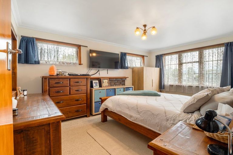 Photo of property in 25 Vernon Avenue, Takaro, Palmerston North, 4412