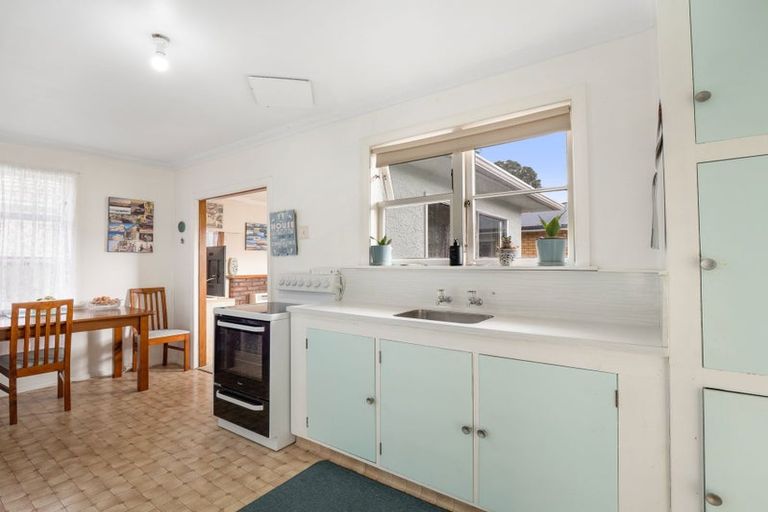 Photo of property in 25 Vernon Avenue, Takaro, Palmerston North, 4412