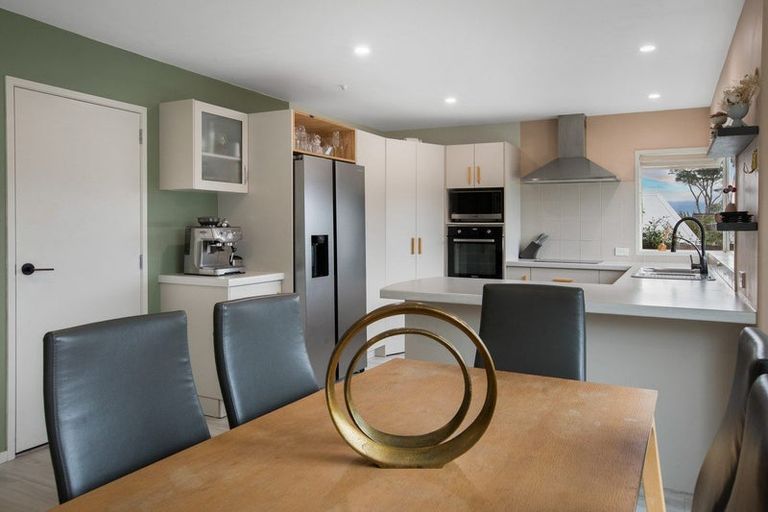 Photo of property in 14 Riverside Place, Katikati, 3129