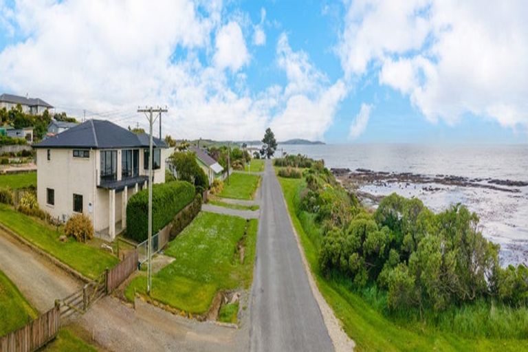 Photo of property in 35 Harbour Terrace, Kakanui, Oamaru, 9495
