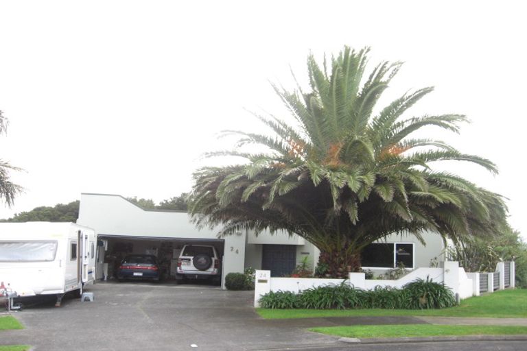 Photo of property in 24 Peretao Rise, The Gardens, Auckland, 2105