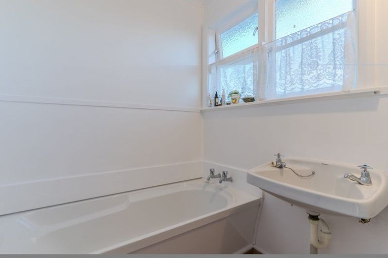 Photo of property in 6 Duthie Street, Milton, 9220