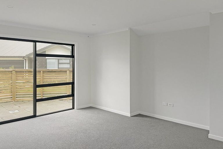 Photo of property in 30 Te Ara O Motutawa, Avalon, Lower Hutt, 5011