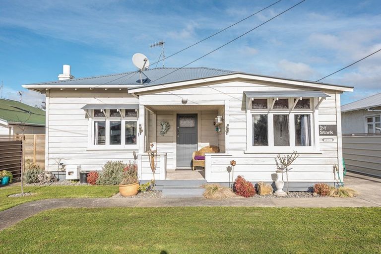 Photo of property in 24 Stark Street, Durie Hill, Whanganui, 4500