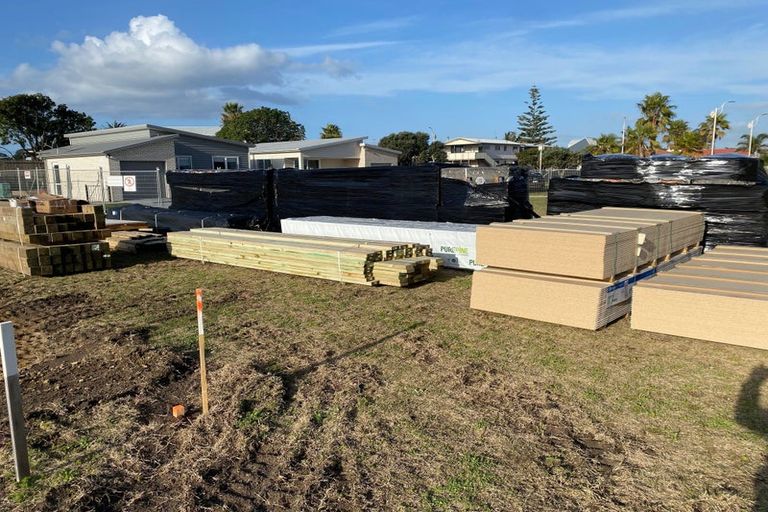 Photo of property in 73 Riley Crescent, Papamoa Beach, 3118