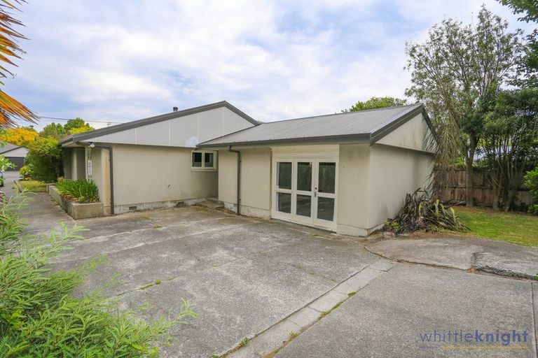 Photo of property in 11 Rountree Street, Upper Riccarton, Christchurch, 8041