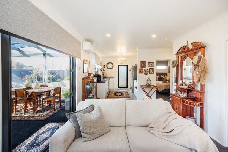 Photo of property in 20 Ngareta Street, Marton, 4710