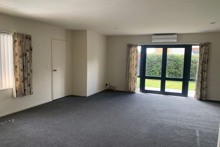 Photo of property in 1/90 Picton Avenue, Riccarton, Christchurch, 8011