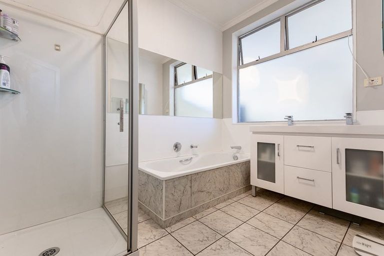 Photo of property in 46 North Manakau Road, Manakau, Levin, 5573