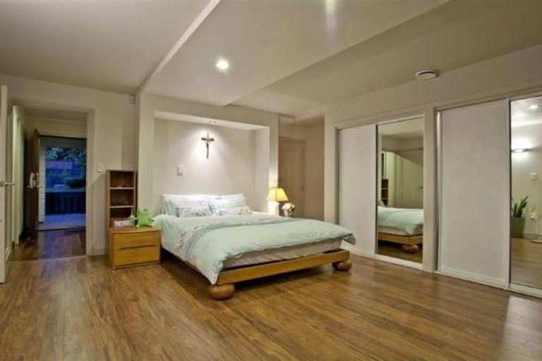 Photo of property in 14 Rahui Road, Greenhithe, Auckland, 0632