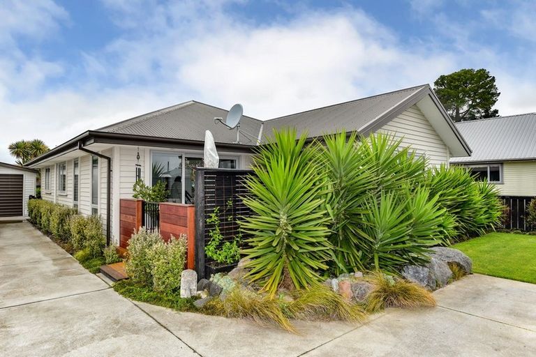 Photo of property in 175 Keyes Road, New Brighton, Christchurch, 8083