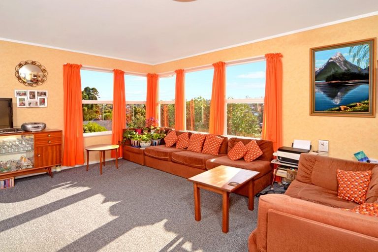 Photo of property in 1/34b Sunnynook Road, Sunnynook, Auckland, 0620
