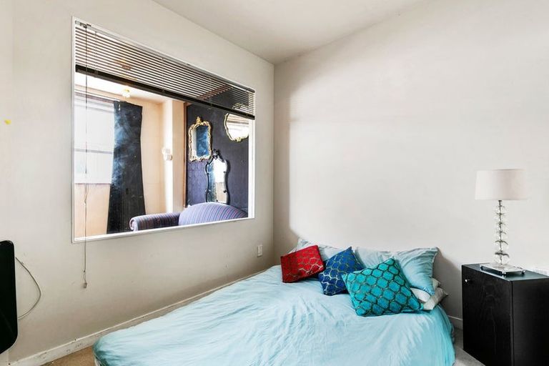 Photo of property in Regency Apartments, 5d/49 Manners Street, Te Aro, Wellington, 6011