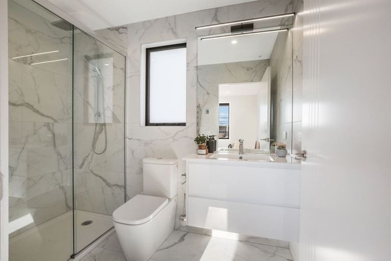 Photo of property in 29a Waitaria Terrace, Aotea, Porirua, 5024