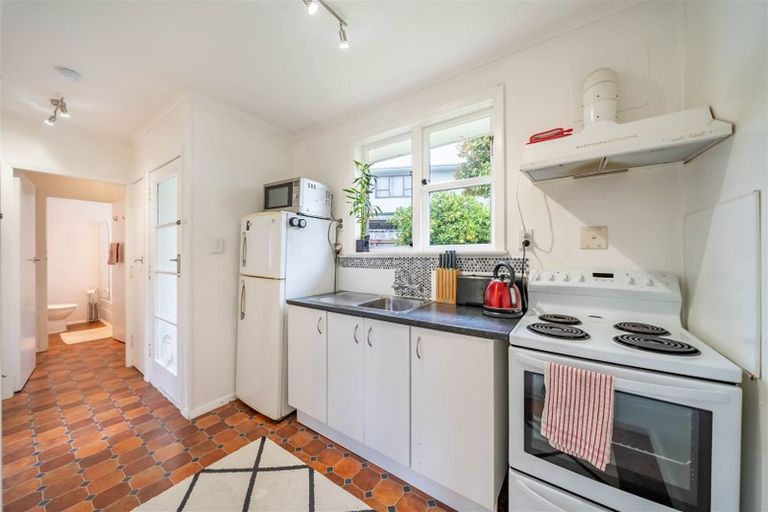 Photo of property in 7b Deller Grove, Silverstream, Upper Hutt, 5019