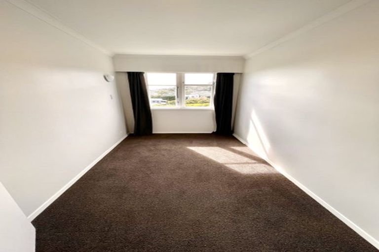 Photo of property in 3/31 Tarawera Road, Johnsonville, Wellington, 6037