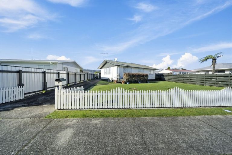 Photo of property in 4 Rimu Street, Levin, 5510
