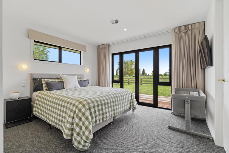 Photo of property in 16 Coates Lane, Te Poi, 3473