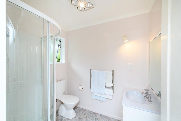 Photo of property in 12 Dunallen Avenue, Marton, 4710