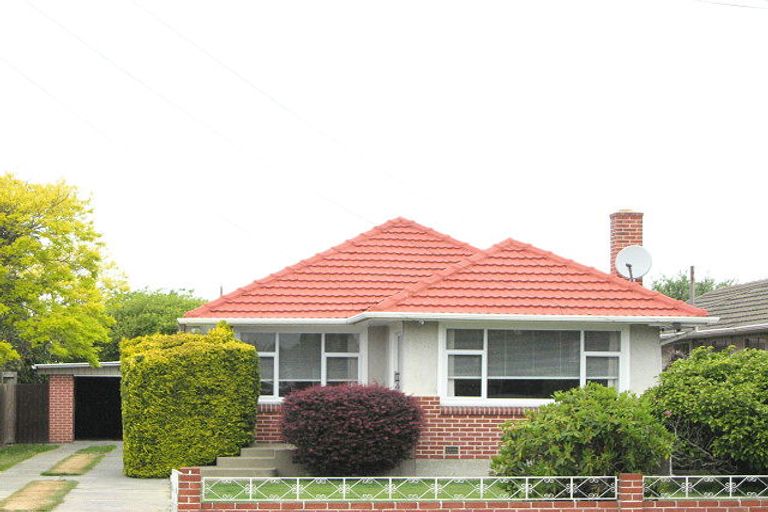 Photo of property in 30 Lenton Street, Aranui, Christchurch, 8061