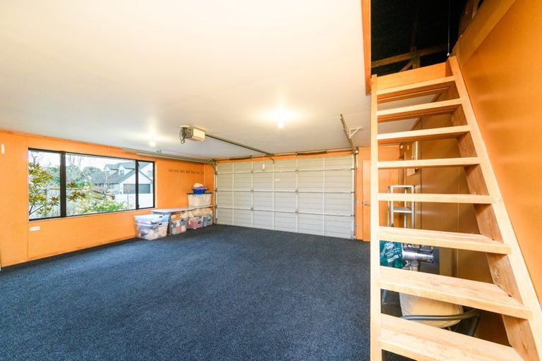 Photo of property in 8 Dougherty Place, Hokowhitu, Palmerston North, 4410