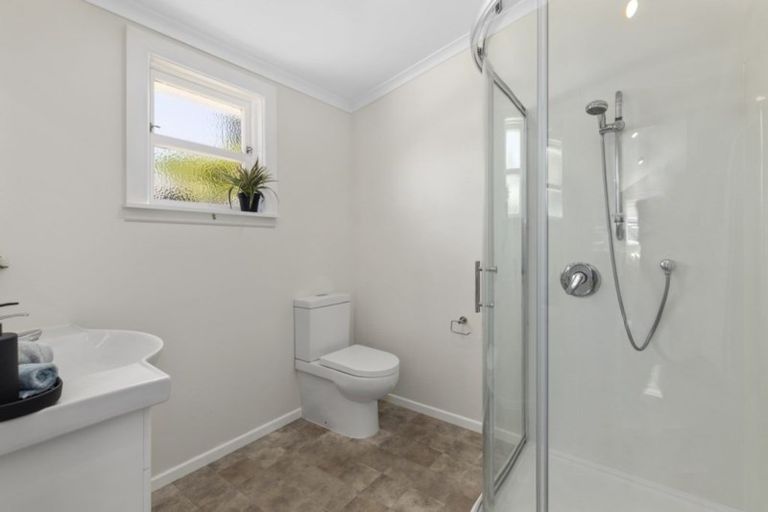 Photo of property in 18 Richmond Street, Petone, Lower Hutt, 5012