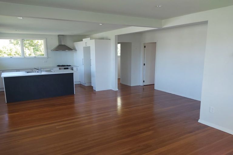 Photo of property in 3 Freebairn Street, Redwood, Christchurch, 8051