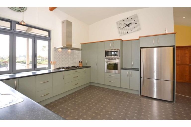 Photo of property in 22 Riverview Road, Kerikeri, 0230