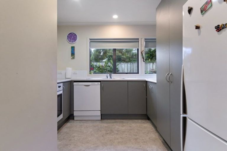 Photo of property in 54f Carlisle Street, Greerton, Tauranga, 3112