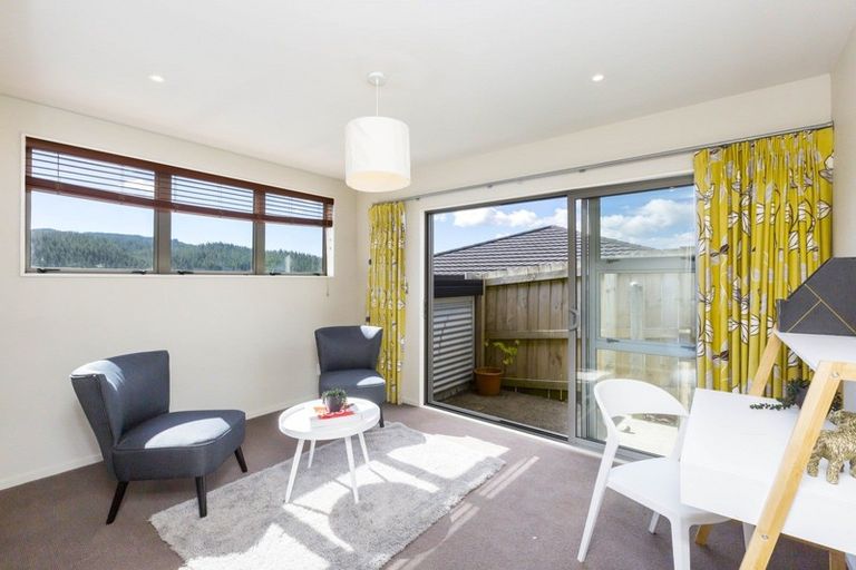 Photo of property in 6 Frankie Stevens Place, Riverstone Terraces, Upper Hutt, 5018