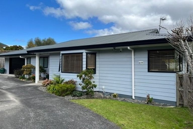 Photo of property in 3/77 Konini Road, Titirangi, Auckland, 0604