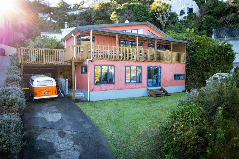 Photo of property in 13a Ferry Road, Days Bay, Lower Hutt, 5013